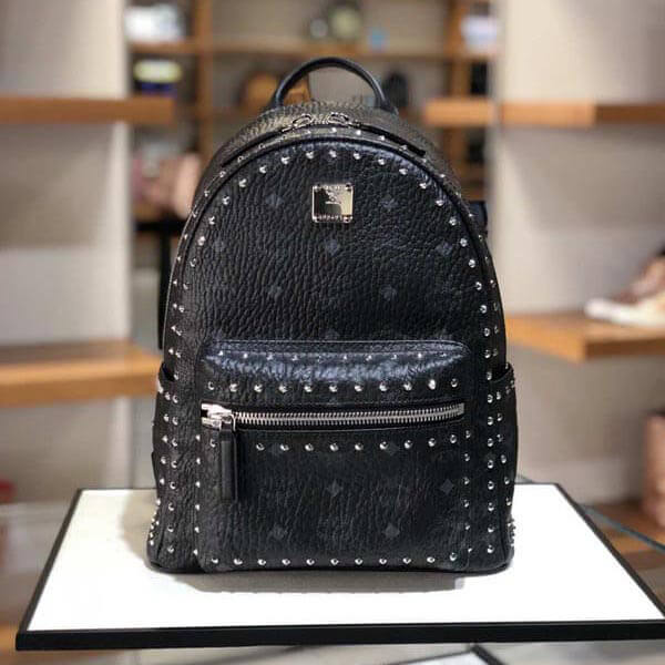 【エムシーエムリュック コピー】エムシー エム Small スタッズ Backpack Black 20011401